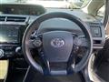 2017 Toyota PRIUS α