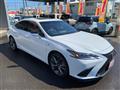 2019 Lexus ES