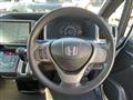 2013 Honda Step WGN