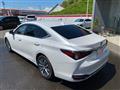 2019 Lexus ES
