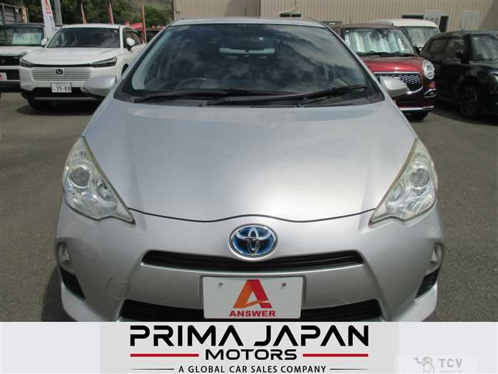 2013 Toyota AQUA