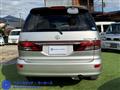 2004 Toyota Estima