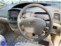 2004 Toyota Estima