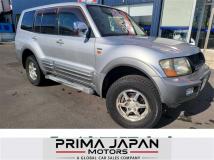 2000 Mitsubishi Pajero