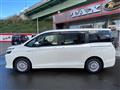 2015 Toyota Voxy