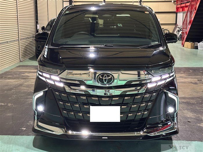 2025 Toyota Alphard Hybrid
