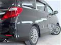 2013 Toyota Alphard