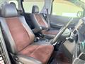 2013 Toyota Alphard