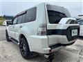 2014 Mitsubishi Pajero