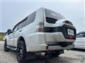 2014 Mitsubishi Pajero