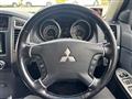 2014 Mitsubishi Pajero