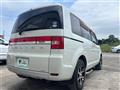 2011 Mitsubishi Delica D5