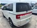 2011 Mitsubishi Delica D5
