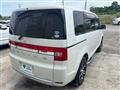 2011 Mitsubishi Delica D5