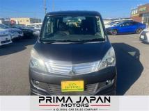 2013 Mitsubishi Delica D2
