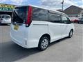 2014 Toyota Noah