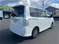 2011 Toyota Voxy