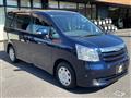 2007 Toyota Noah