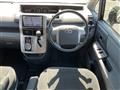 2007 Toyota Noah