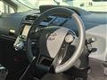 2016 Toyota PRIUS α