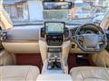 2018 Toyota Land Cruiser