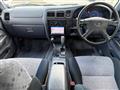 2003 Toyota Hilux