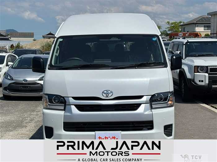 2026 Toyota Hiace Commuter