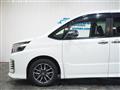 2017 Toyota Voxy