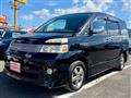 2005 Toyota Voxy