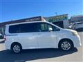 2010 Toyota Noah