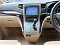 2013 Toyota Alphard