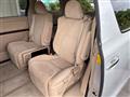 2013 Toyota Alphard