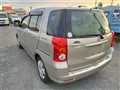 2003 Toyota Raum