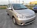 2003 Toyota Raum