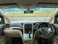2014 Toyota Alphard