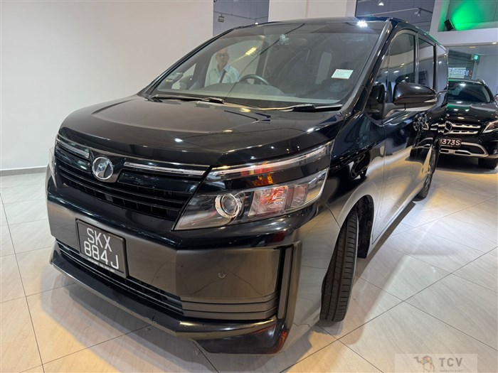2015 Toyota Voxy