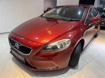 2015 Volvo V40