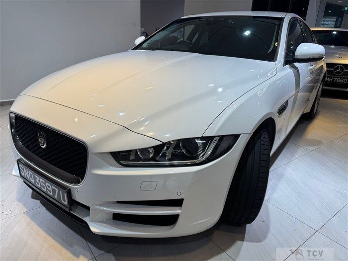 2016 Jaguar XE