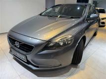 2016 Volvo V40