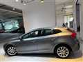 2016 Volvo V40