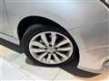2016 Kia Motors Carens