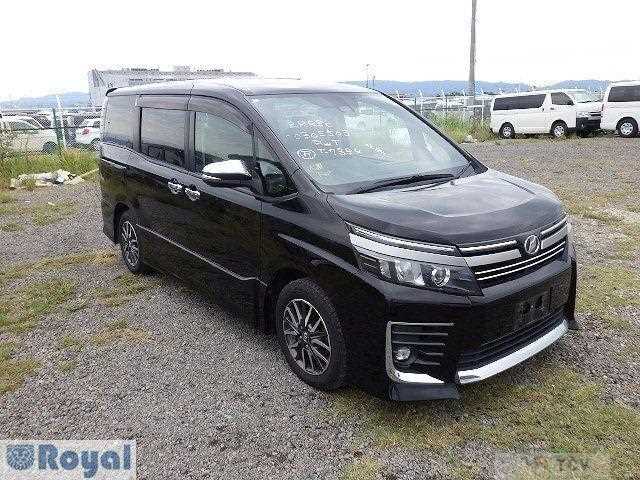 2017 Toyota Voxy