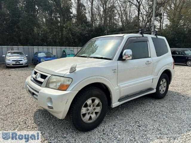 2006 Mitsubishi Pajero