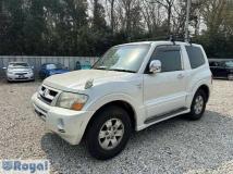 2006 Mitsubishi Pajero