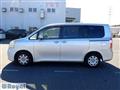 2010 Toyota Noah