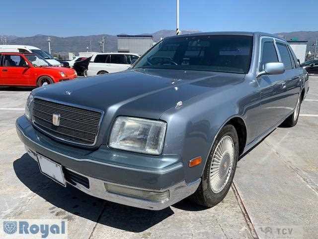 2000 Toyota Century