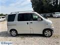 1999 Daihatsu Atrai Wagon