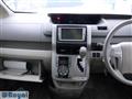 2010 Toyota Noah