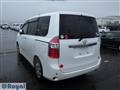 2010 Toyota Noah