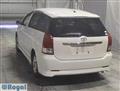 2005 Toyota Wish